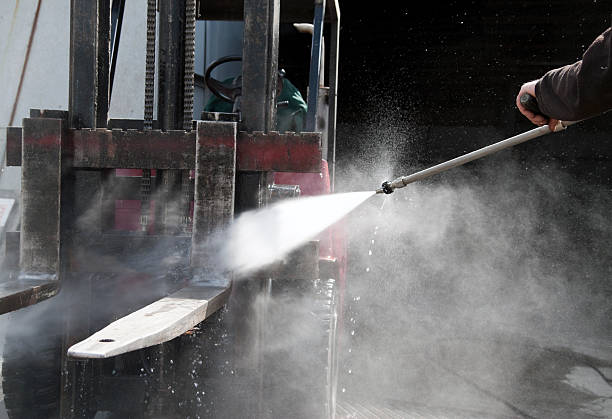 Best Deck Cleaning Services  in Lake Shore, WA